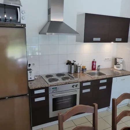 Appartamento Entre Centre Et Plages -appt De 50m2 En Rez De Jardin Pour 4 Personnes Capbreton