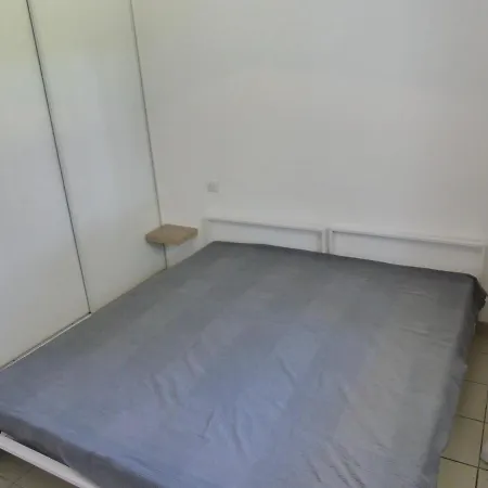 Entre Centre Et Plages -appt De 50m2 En Rez De Jardin Pour 4 Personnes *